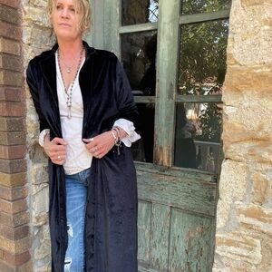 NWT Elegant Black Velvet Duster Coat